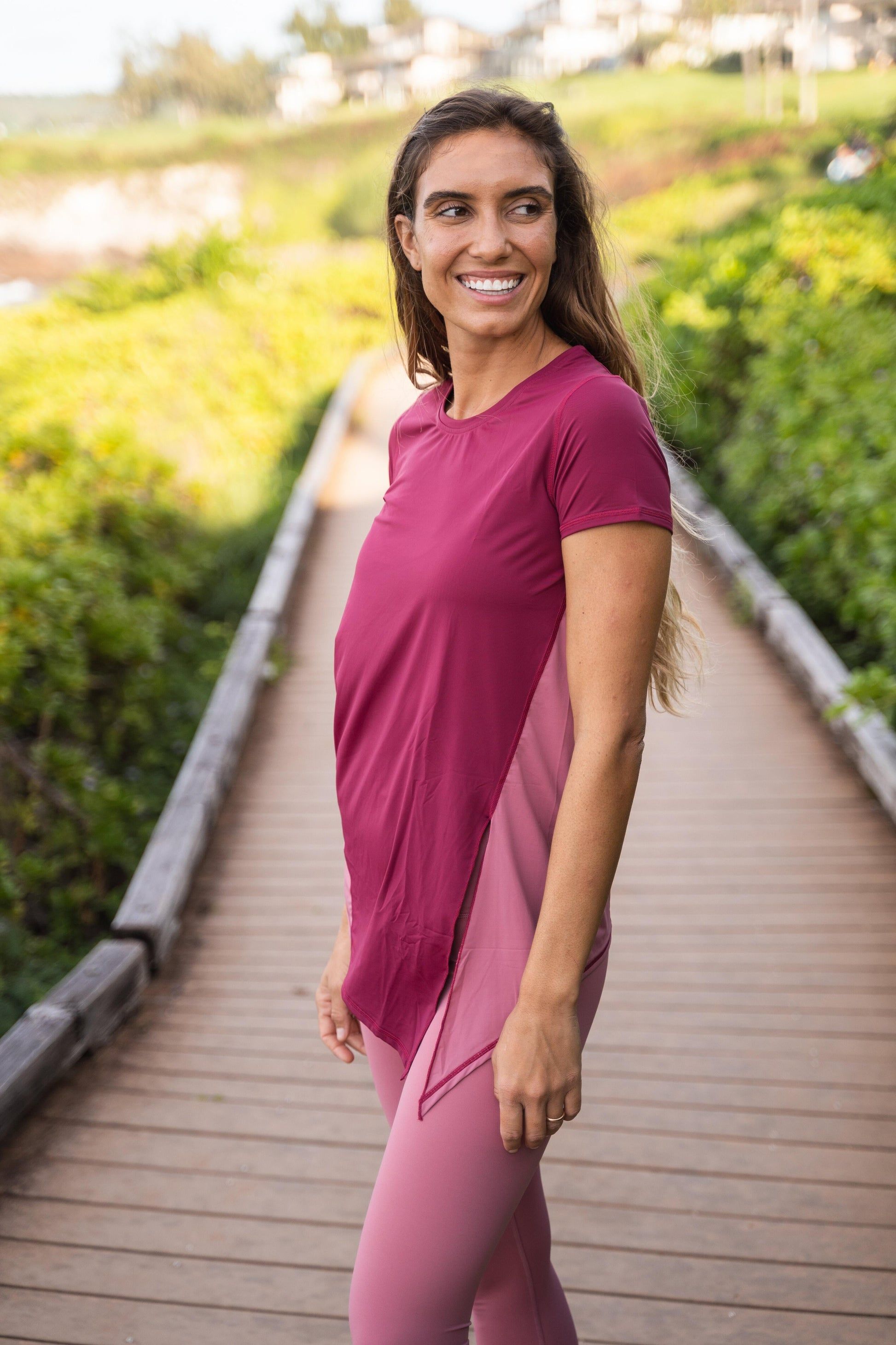 Side Split Tie Up Tee