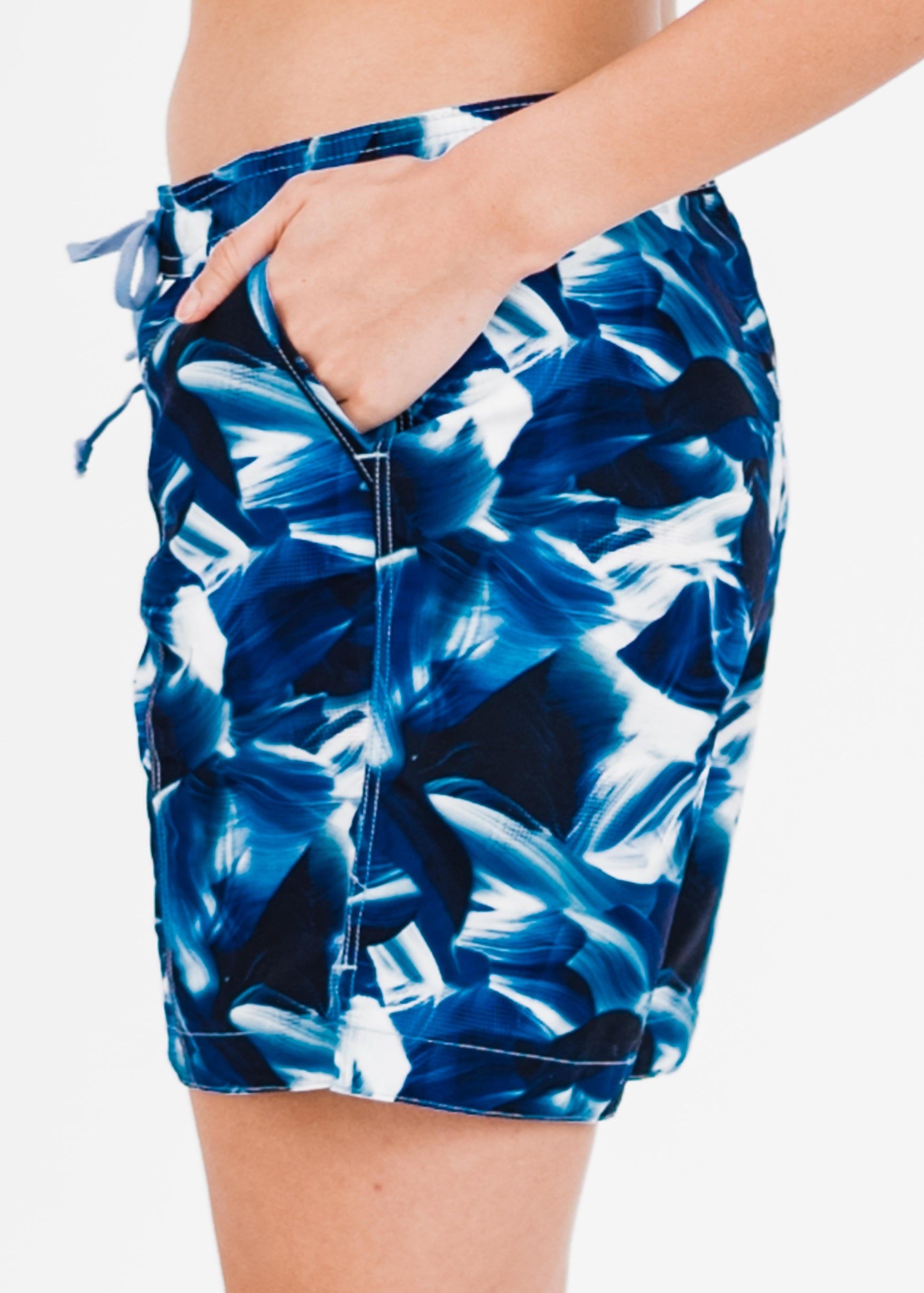 Navy Wave