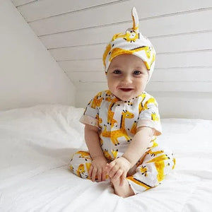 giraffes romper and hat set 